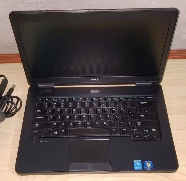 Dell Latitude E5440 4