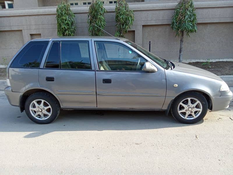 Suzuki Cultus VXL 2016 4