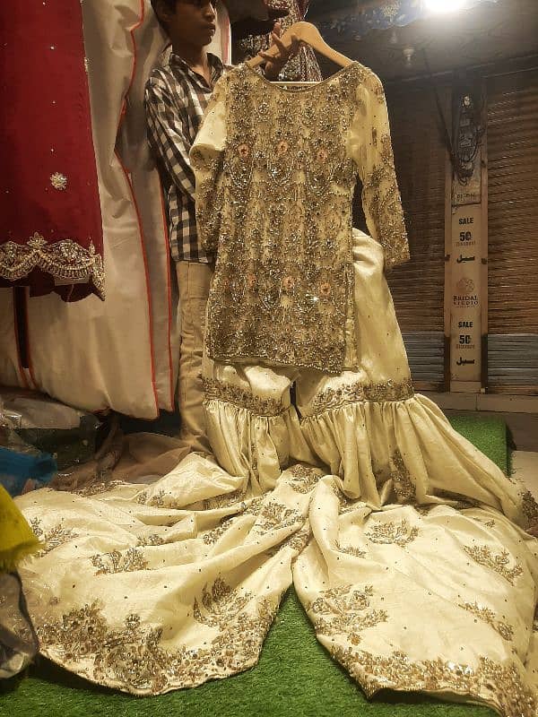 Designer Lehnga Maxi on Rent, Bridal Wedding Lehnga and maxi preloved 1