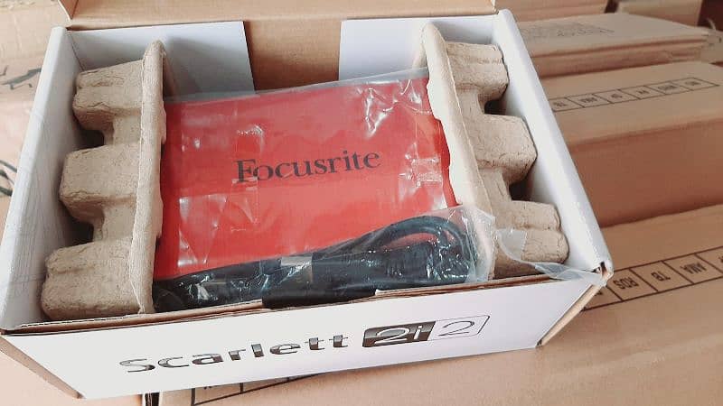 Focusrite Scarlett 2i2 1st gen 1