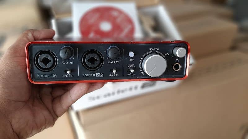 Focusrite Scarlett 2i2 1st gen 2