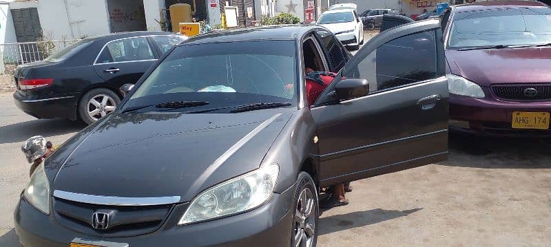 Honda Civic EXi 2005 3