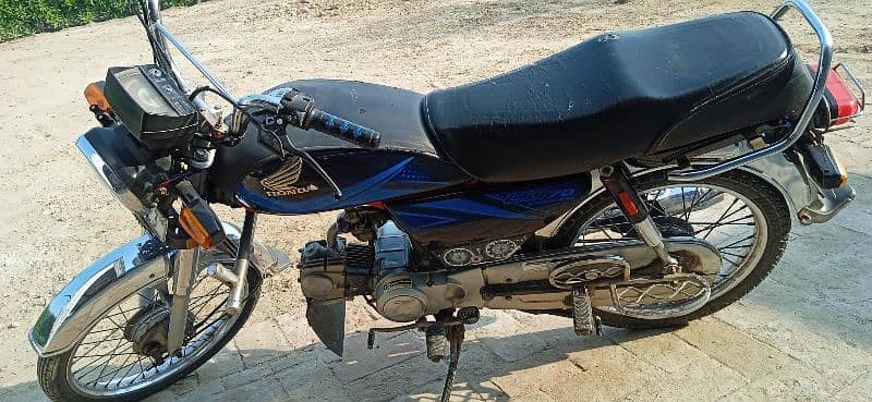 CD 70 USED BiKe 2