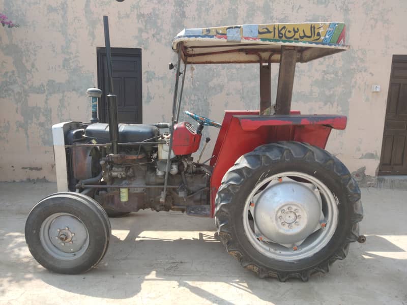 Tractor Massey Ferguson 240 1