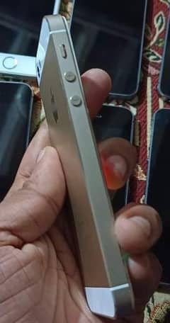 Apple iPhone 5s 64GB PTA approved whatsapp Number 0330=3755=751