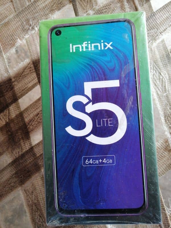 Infinex S5lite. 4+4/64 1