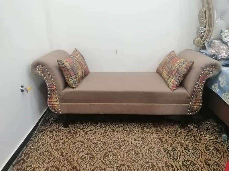 09 Seater Sofa Very Less Used 2