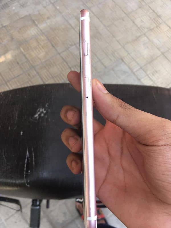 IPhone 6S Plus, PTA Approved, Condition 10/10 3