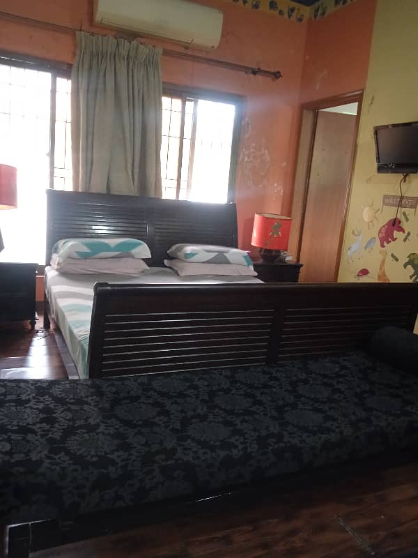 Luxurious Furnished Kanal House in Garden Town Centerally located 9