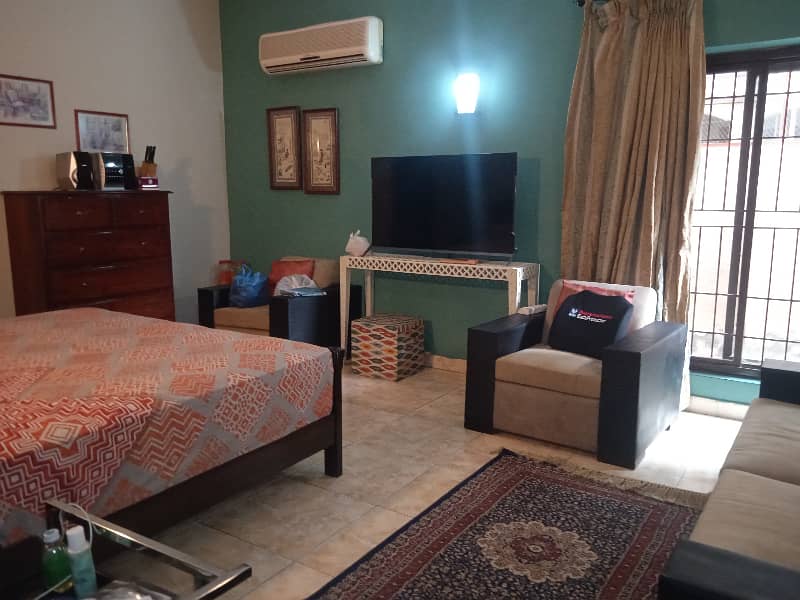 Luxurious Furnished Kanal House in Garden Town Centerally located 13