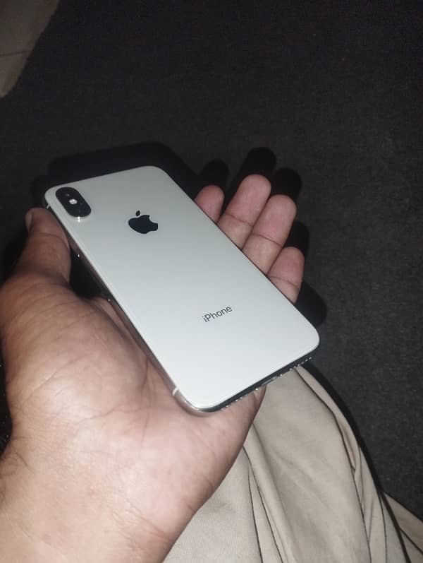 iPhone X 1