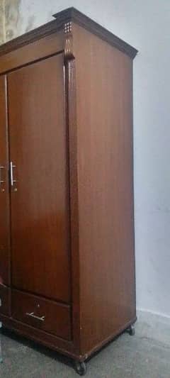 wardrobe good condition