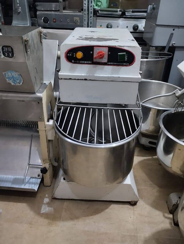 Spiller Mixer 10kg 15kg Bakery Machine Available 2