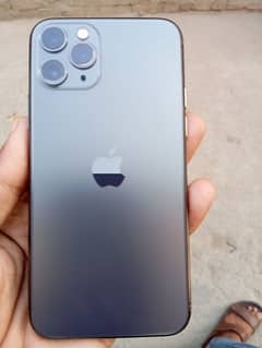 I phone 11 pro luch condition