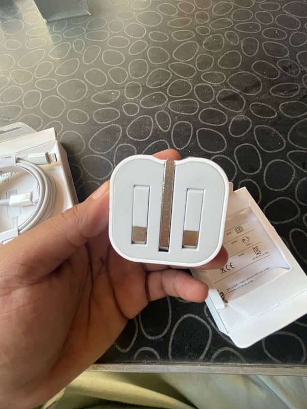 iPhone 20w power adapter 5