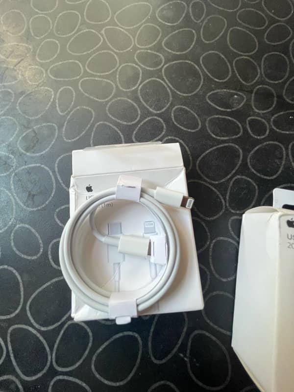 iPhone 20w power adapter 7