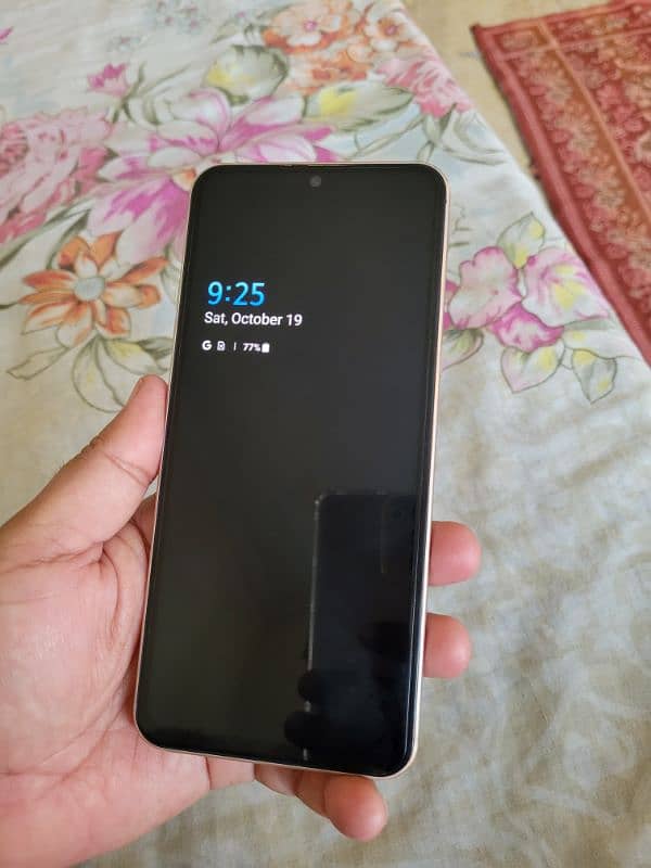 LG V60 2