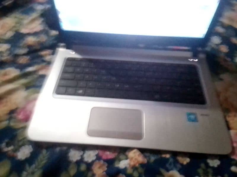 Hp Laptop Core i5 Generation 6/4gb ram 128 gb ssd 1