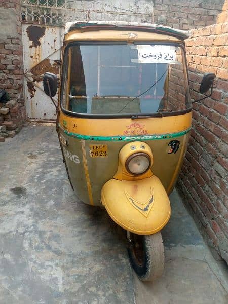 Auto Rickshaw  for sale 2011 model 1