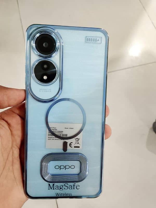 Oppo A60, 8/256. 8