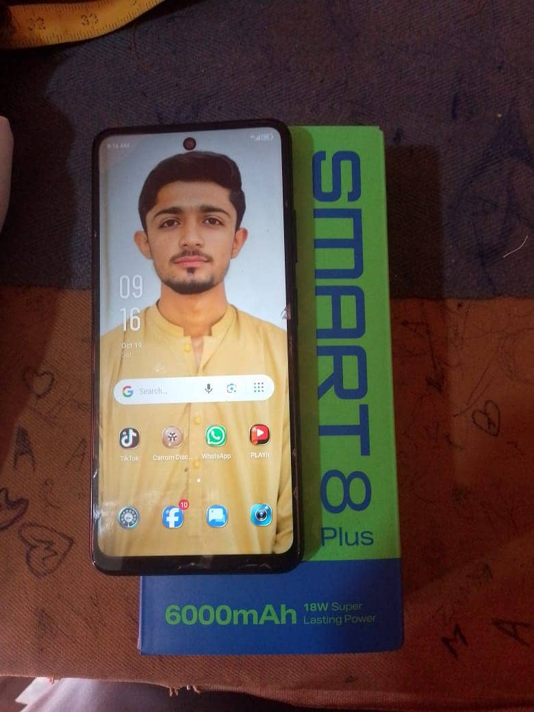 Infinix smart 8 plus   4+4/64GB 9 month used 1