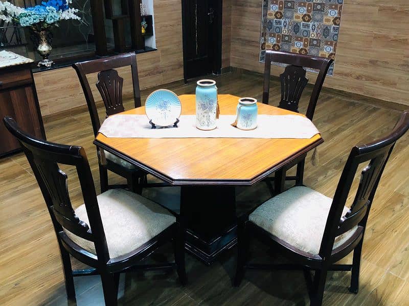 dining table with 4 chairs sheesham wood. 1