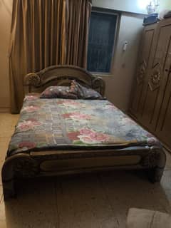 Lasani bed and 4 door cupboard for sale