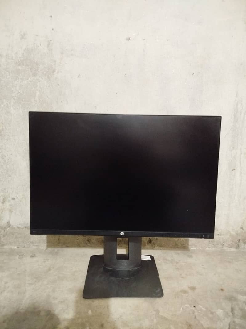 HP Z24n Wide Screen Monitor (Narrow Bezel Display) 0