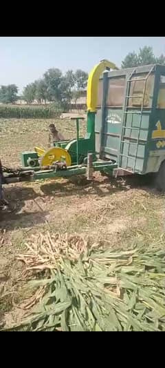 silage machine with trolly