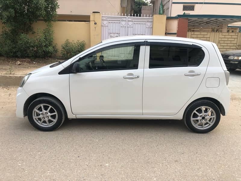 Daihatsu Mira 2014 4