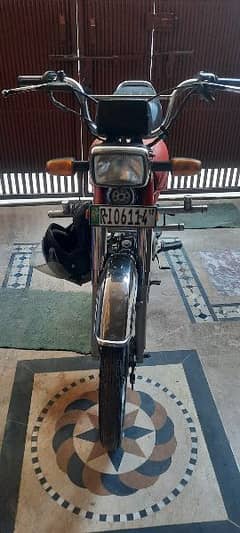 Honda CD70 0