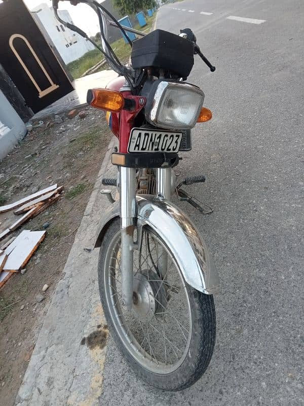 Honda CD 70 in use condition for sale 2