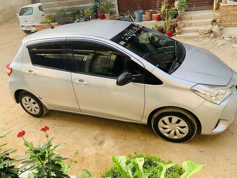 Toyota Vitz 2017 1