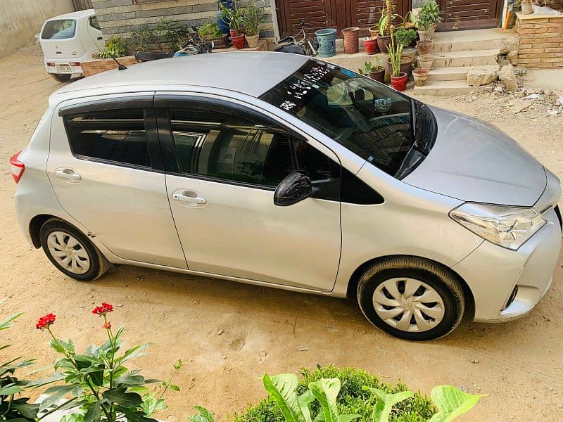 Toyota Vitz 2017 5