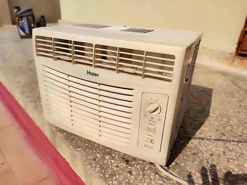 Haier imported window AC 1