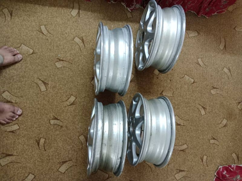 SUZUKI CULTUS GENIOUN ALLOY RIM FOR SALE 2