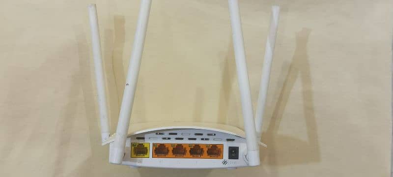 Tenda TP-Link ToTo Link Wifi router 1