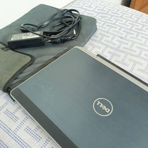 Dell laptop i5/3 gen good condition 3