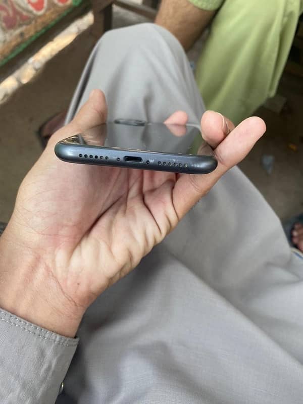 Non pTa I phone 11 Jv 64 gb Face id disabel 2