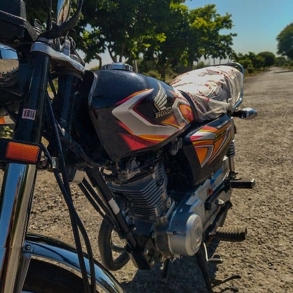 Honda CG 125 Urgent For Sale | Honda In Bikes | Total Geniune 1