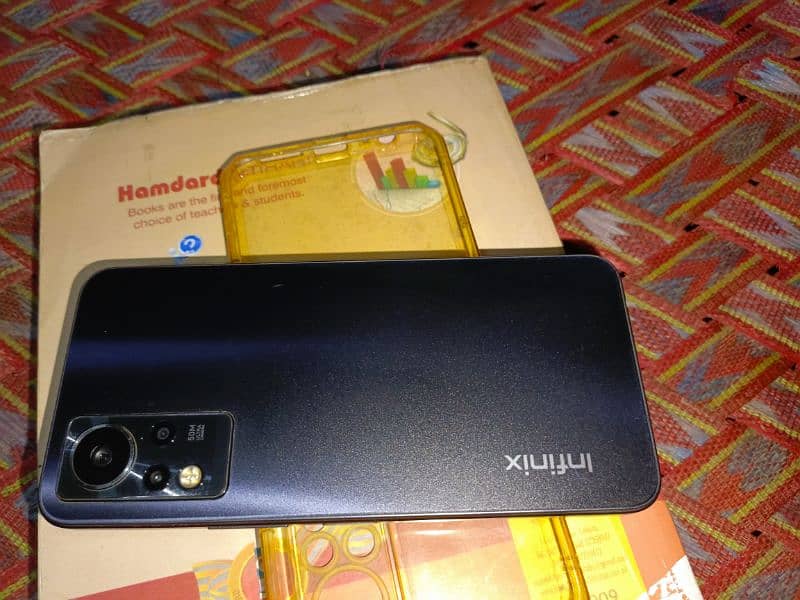 Infinix note 11   . . 6/128 5