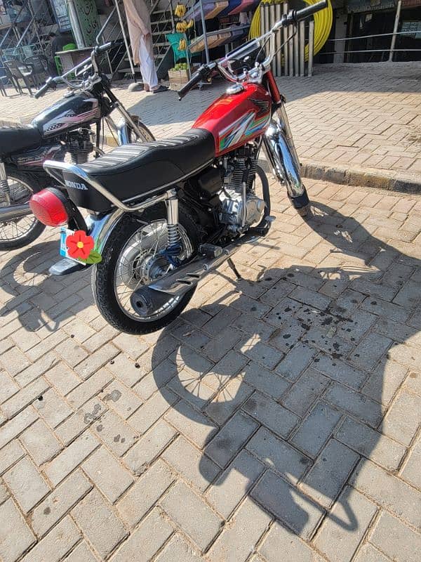 Honda 125 cc 3