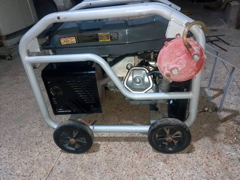 5 KVA Hyundai generator available in running condition 03109541261 13