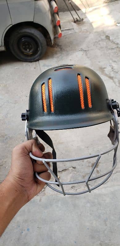 cricket helmet 1