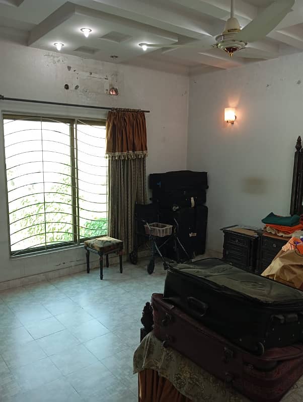 Upper portion for rent 6