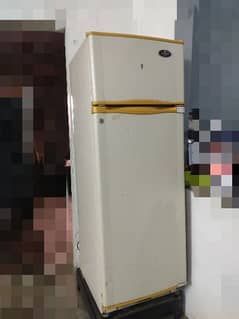 dawlance refrigerator 5'9" height  with stand