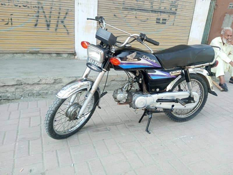 Honda 70 Model 2006 Sialkot Number 1