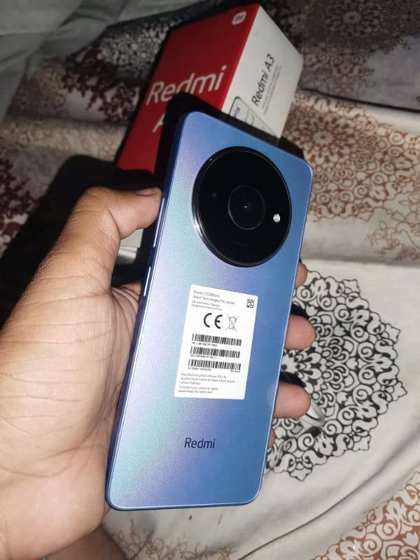 Redmi A3 4+4gb 64gb 2