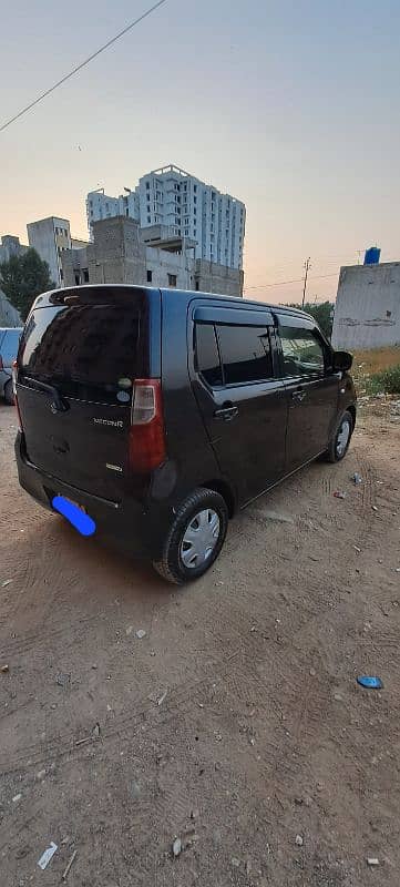 Suzuki Wagon R 2014 4