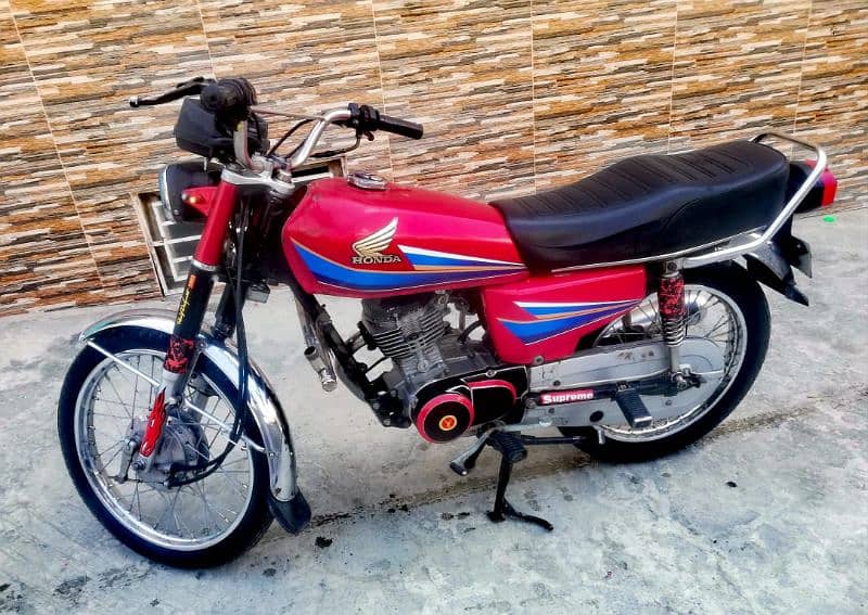 Honda 125 model 2007 lush condition 3